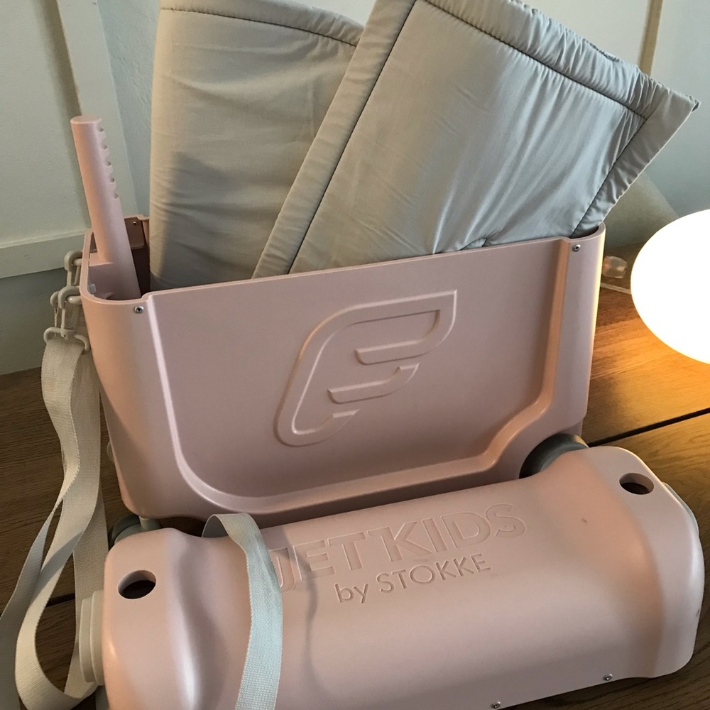 Jetkids by stokke suitcase for kids